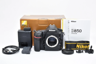 Nikon D850 45MP camera