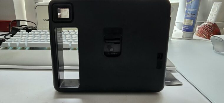 Kodak EK1 – Instant camera