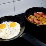 Falukorv med potatis och ägg.