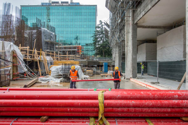 Milano, visita al cantiere Torre Bonnet