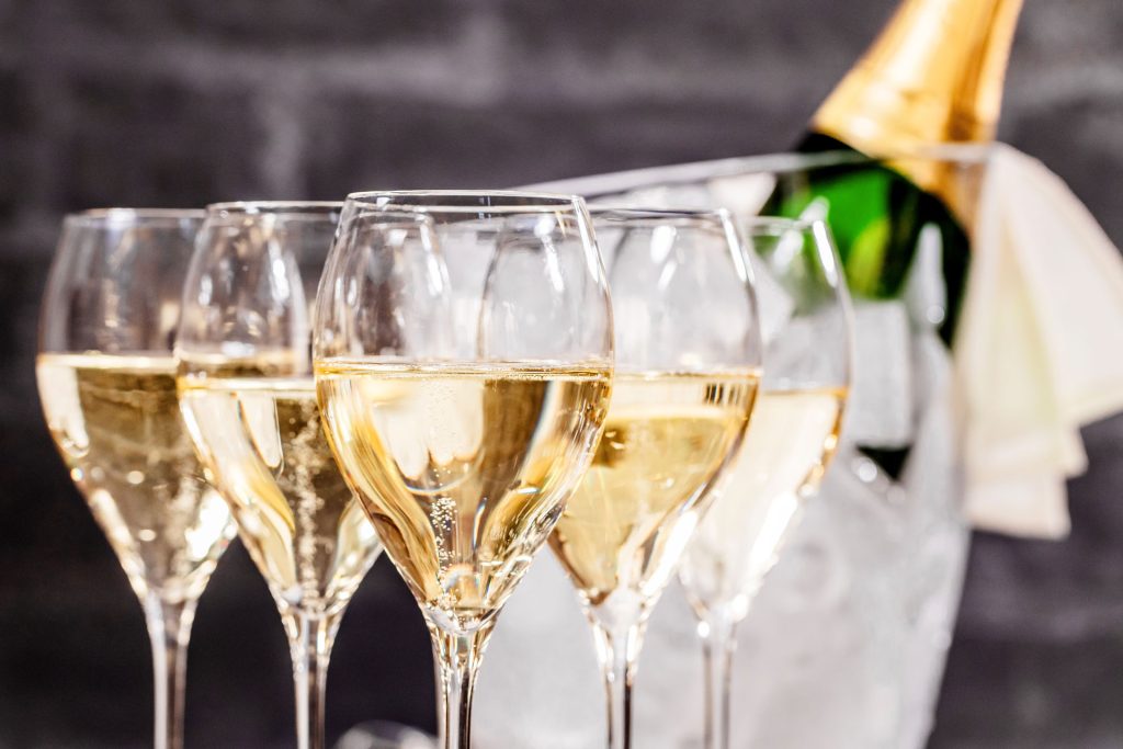 Getränkeliefungen: Sekt, Wein u.v.m