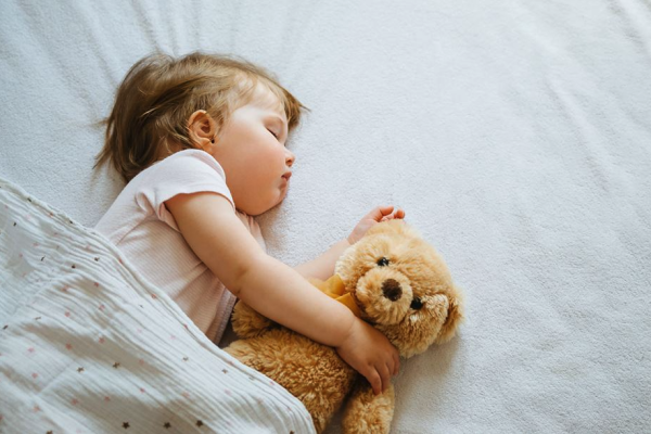 Eksperter i børns søvn: Nul-vække-politik virker ikke hensigtsmæssig