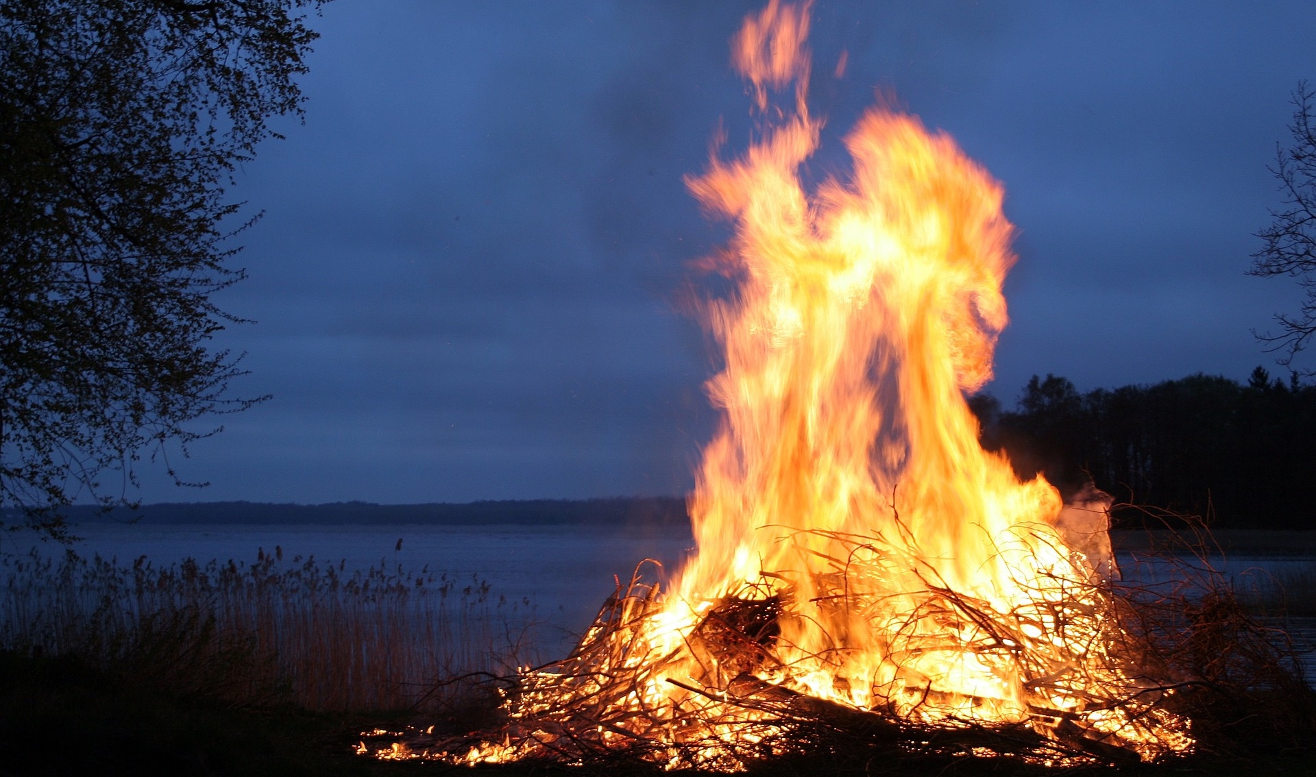 LE FEU EST-IL ALLUMÉ 5 ?