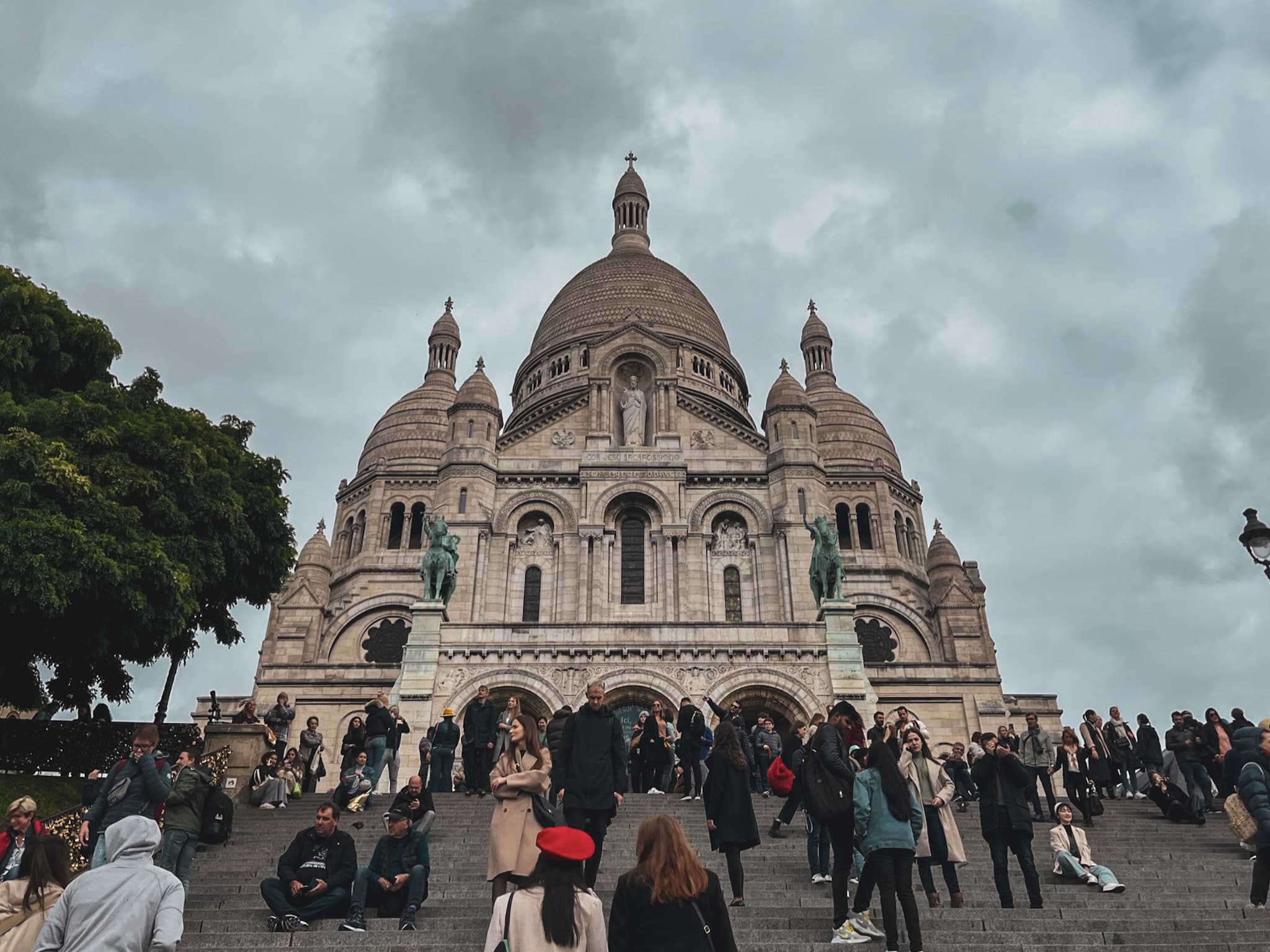 An image of Sacre Couer. Is Paris a safe city? Yes! But places like Sacre Couer require some vigilance.