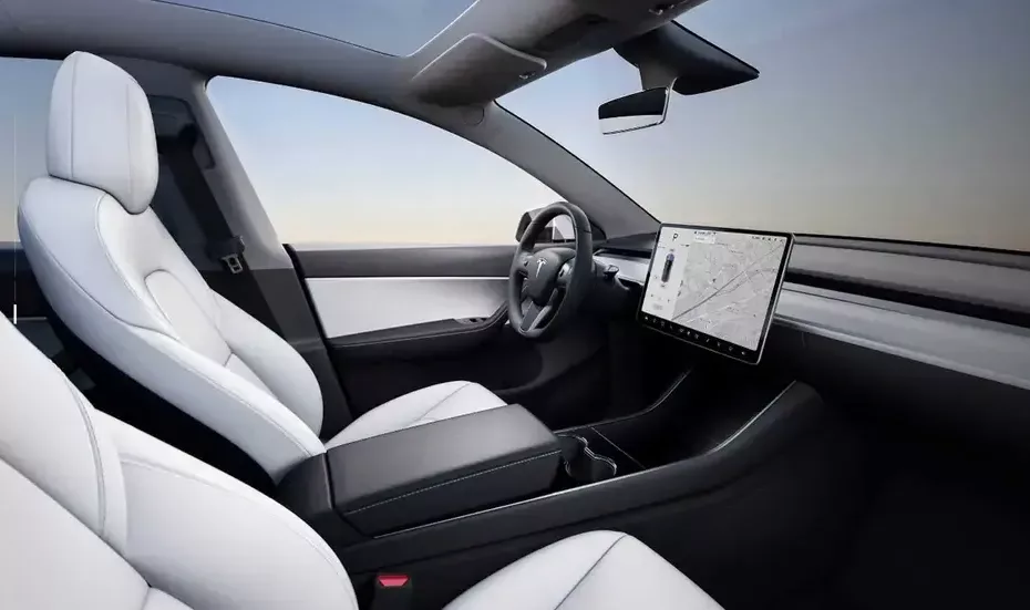 Tesla vit interiör