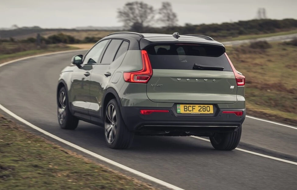 Volvo C40 vs XC40 Recharge