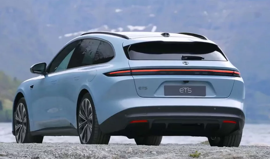 Nio ET5 touring pris