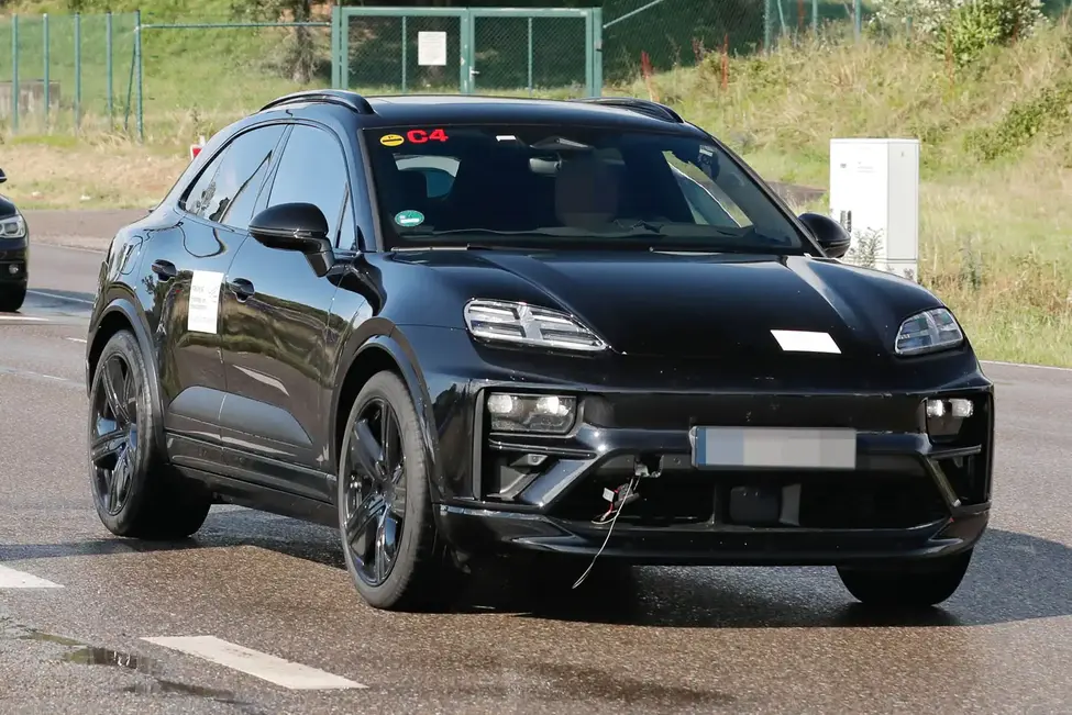 När kommer nya Porsche Macan