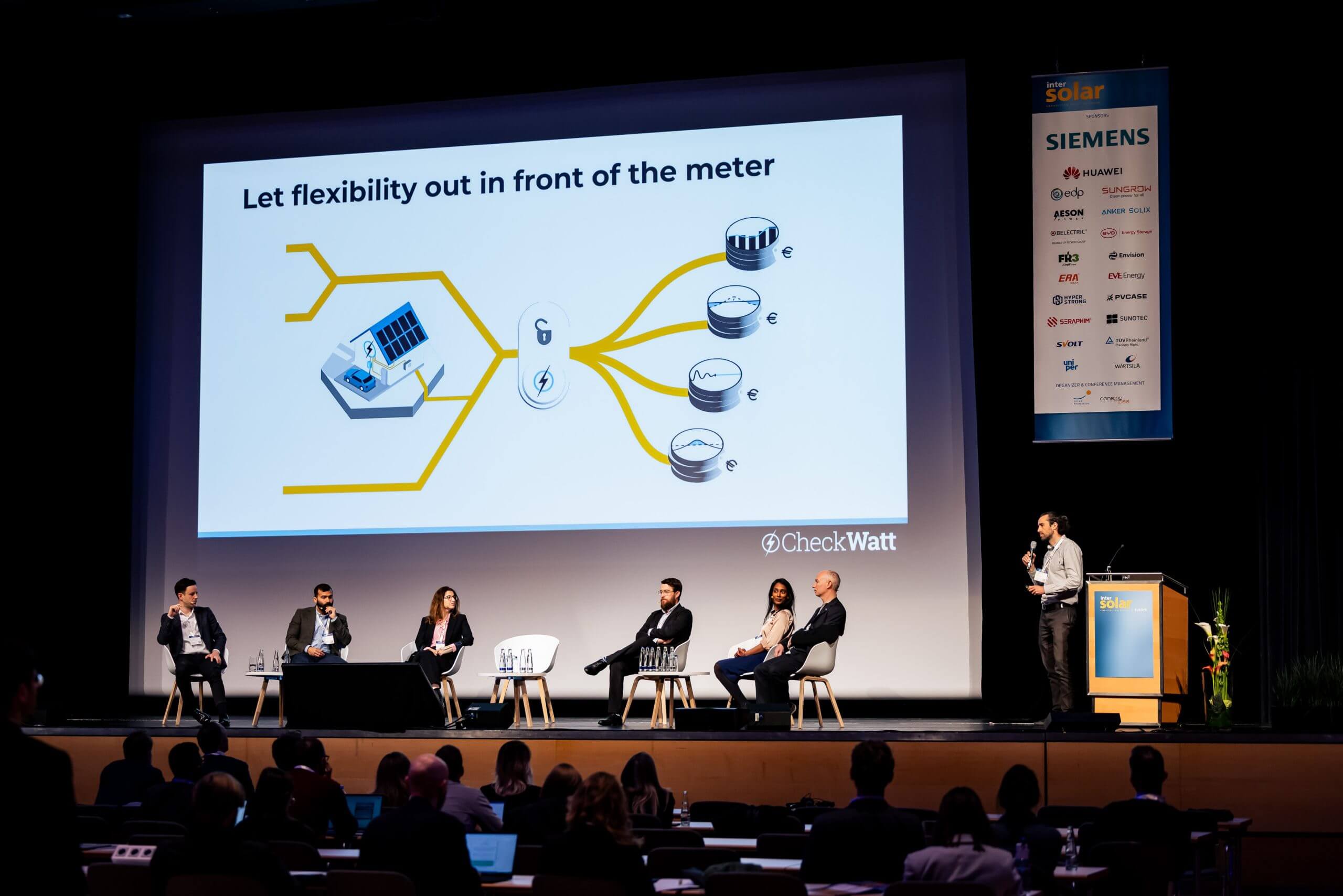 CheckWatts VD Dan-Eric Archer presenterar på Intersolar, Europas största solcellskonferens