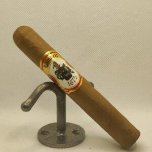 Lampert 1675 Edicion Rojo Connecticut Robusto (Nicaragua)