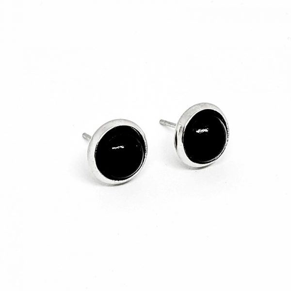 Chic Stud Earrings -VantaBlack - ChicSmyck Sweden 1