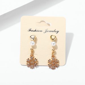 Pearl Snowflake Earrings - Golden - ChicSmyck.se