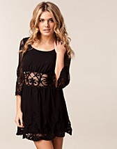 Mai Dress SEK 599, Estradeur - NELLY.COM