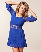 Mai Dress SEK 599, Estradeur - NELLY.COM