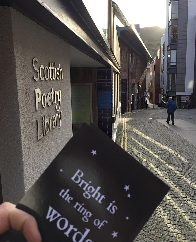 640px-Scottish_Poetry_Library_external_with_postcard