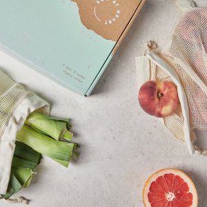 Packaging for reusable produce bags with fresh fruit and vegetables