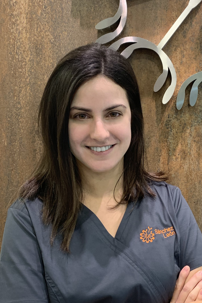 Clínica Dental Sánchez León - Ana Beatriz Celis Gonzalez - San Lorenzo de El Escorial