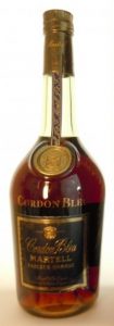 Liqueur cognac; wit text underneath