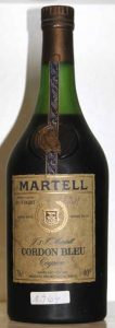 with '70cl' in bottom left and 40% in bottom right
