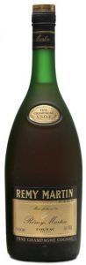 1L bottle (stated on box); 40%VOL stated in bottom left corner; different colour of label. Duty Free Sales Only stated in top right corner.