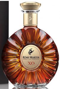 With 'AOC Cognac Fine Champagne' underneath in the outer ring (said to be 1L)