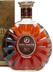 70cl e (stated on auction); backside of neck label says: 'Remy China & Hong Kong LTD, HKDNP'.