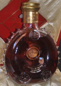 0.7L stated on the bottom; Saint-Louis cristal; Tax Free Shop Bangkok Airport (P1485)