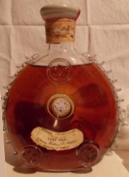70cl Japanese import; 10 and 11 fins; St. Louis crystal; prob. 1970s