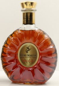 70cl stated on the back and 40%vol stated below the pregnancy warning