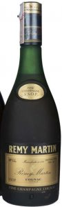 Contenido neto 700 ml in upper right and 40% G.L. in upper left