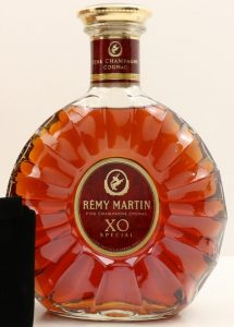70cl e; backside of neck label says: 'Duty Free Sales Only'.