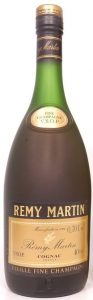 Underneath is written: 'Vieille Fine Champagne'; 0.70Le stated