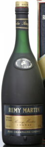 1 Litre e stated in the left below; Produce of France in upper left