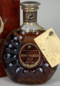 700ml stated on the back; Japanese import (Hong Kong mentioned on the neck)