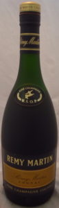 No alcohol or content stated; on the back: 0.7 and a bar code; Asian import