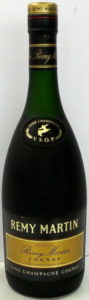 No alcohol or content stated; on the back: 0.7 stated differently; and a bar code; Asian import