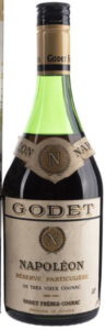With a screw cap and 40° stated