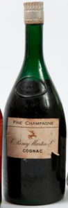 Without the Remy Martin band below; shoulder label has fallen off (est. end 1930s)