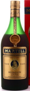 70cl, not stated and with 'DF' in the right bottom corner