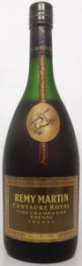 0,70L and 40%vo stated, very difficult to see; on the back a cotisation mark