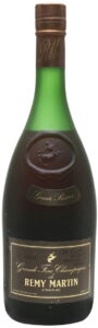 Grande Reserve printed on the shoulder label, but it looks like an Age Inconnu bottle; 24 Fl. OZ. (1970s)