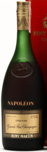 4/5 Quart and 80 Proof indicated; Renfield import (early 1970s)
