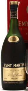 In upper left: printed in France; 80 Proof and 750ml stated (1980-1982)