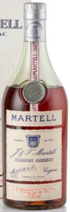 700ml stated, import by E.W. Sedgwick & Co, Cape Town; with the importer's number added (B 20); South African bottle (1960s)