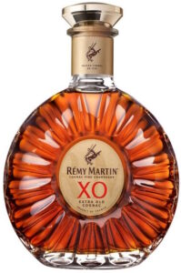 XO,, 1L Extra old cognac; maison fondée en 1724 indicated on the neck