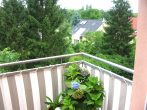 Blick vom Küchenbalkon - ***UMZUG? Tolle Familienwohnung in Niederschönhausen mit 2 Balkonen, Stuck und Grünblick…***