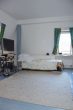Zimmer im OG (2) - ***Raum zum Leben, Platz zum Träumen – Ihr einzigartiges Haus mit Potenzial!***