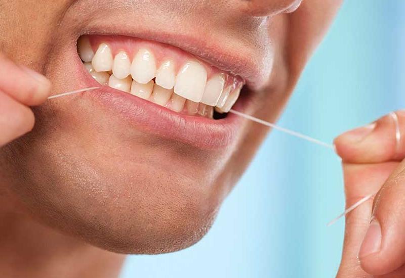 Hur använder man tandtråd? Alla vanliga frågor om tandtråd