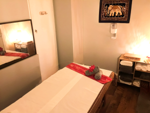 Thai massage in cromwell, London. Massage room for Thai massage, Swedish massage. relaxation atmosphere.
