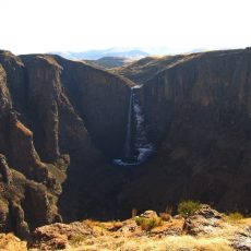 Dag 326-330 (18-22 juli): Veel nieuwe dieren bij Graaff-Reinet en land nr. 23, Lesotho